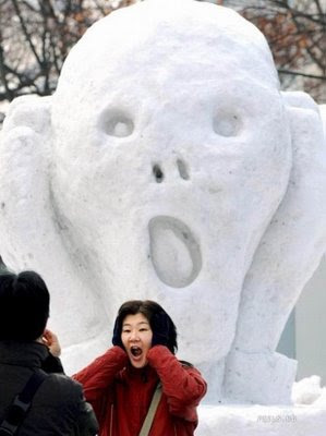 funny-ice-sculptures-scary